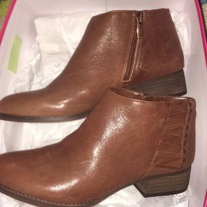 Vince Camuto tan booties, size 8